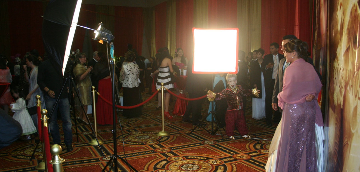 Fotografia para bodas, 15 a&ntilde;os, bautizos y eventos empresariales
