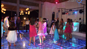 Renta pista de cristal para quince a&ntilde;os